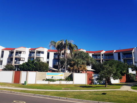 Casablanca Beachfront Apartments - Darwin Holiday 7