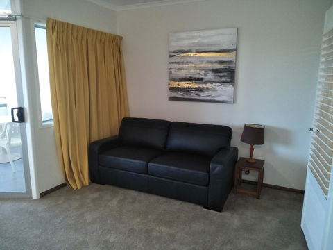 Airlie Seaview Apartments - Darwin Holiday 14