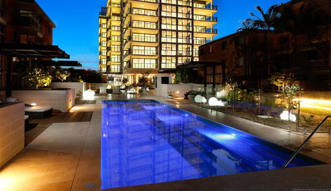 Boardwalk Burleigh Beach - Official - Darwin Holiday 19