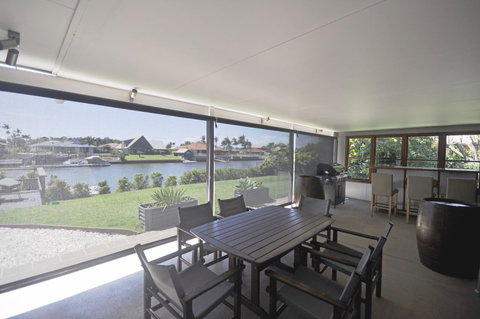 Bribie Island Canal Holiday Destination! - Darwin Holiday 7