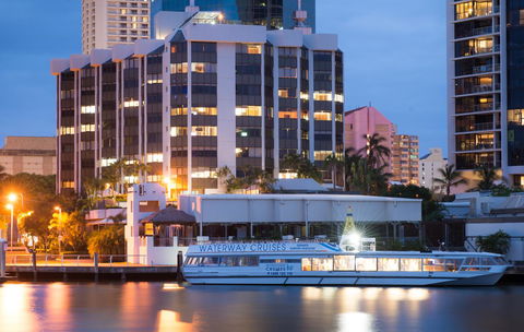 Tiki Hotel Apartments Surfers Paradise - Darwin Holiday 8