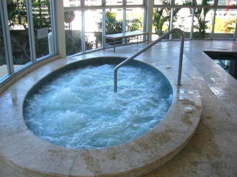 Beach Stay - Ocean & Riverview Resort Chevron Renaissance Central Surfers Paradise - Darwin Holiday 22