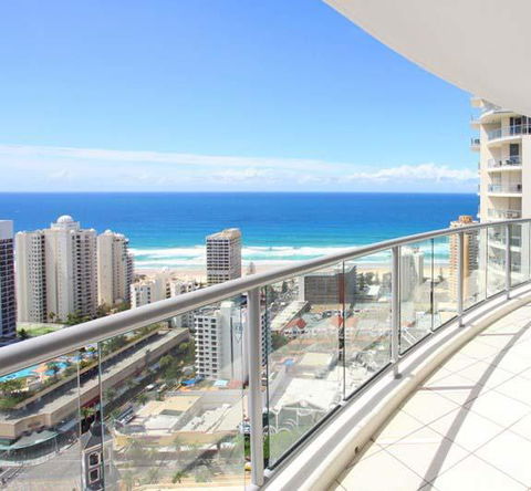 Beach Stay - Ocean & Riverview Resort Chevron Renaissance Central Surfers Paradise - Darwin Holiday 0