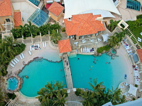 Beach Stay - Ocean & Riverview Resort Chevron Renaissance Central Surfers Paradise - Darwin Holiday 12