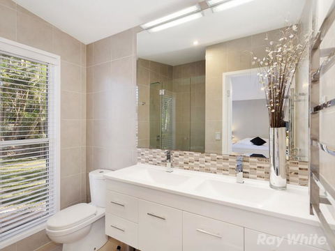 Beach House On Tradewinds Avenue - Darwin Holiday 8