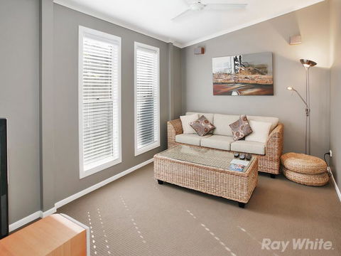 Beach House On Tradewinds Avenue - Darwin Holiday 6