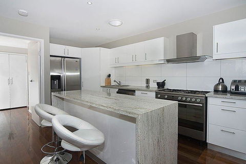 Beach House On Tradewinds Avenue - Darwin Holiday 4
