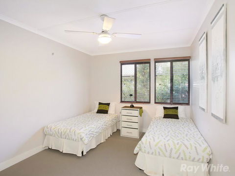 Beach House On Jones Parade, Central Coolum Beach - Darwin Holiday 10