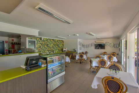 Mackay Oceanside Central Hotel Official - Darwin Holiday 14