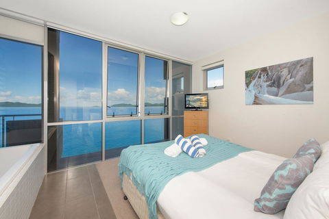 1 Bright Point Apartment 4501 - Darwin Holiday 3