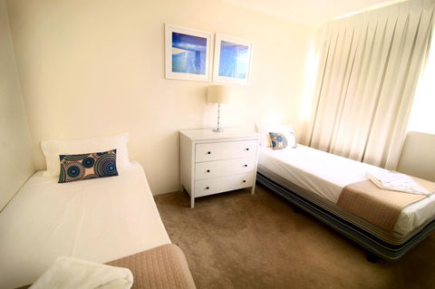 Grosvenor Beachfront Apartments Surfers Paradise - Darwin Holiday 35