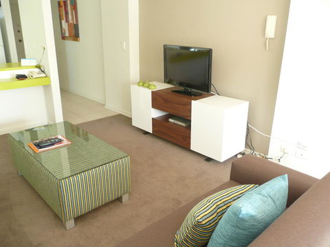 Grosvenor Beachfront Apartments Surfers Paradise - Darwin Holiday 24