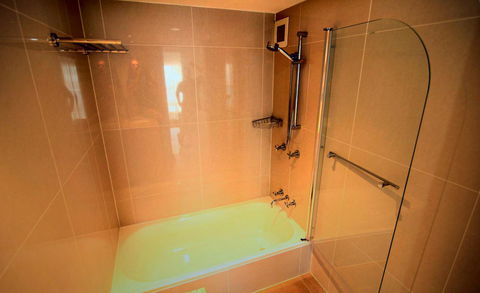 Grosvenor Beachfront Apartments Surfers Paradise - Darwin Holiday 34