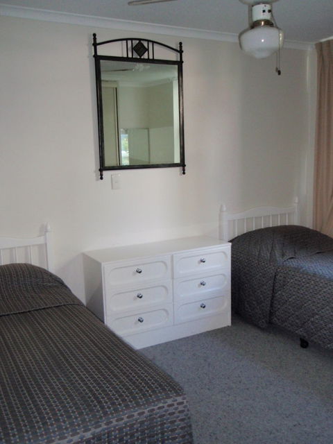 Grosvenor Beachfront Apartments Surfers Paradise - Darwin Holiday 28