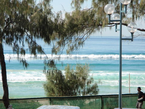 Grosvenor Beachfront Apartments Surfers Paradise - Darwin Holiday 11