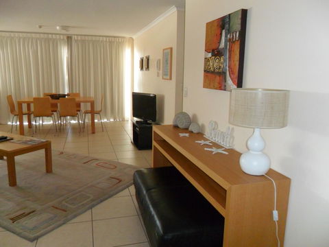 Grosvenor Beachfront Apartments Surfers Paradise - Darwin Holiday 10