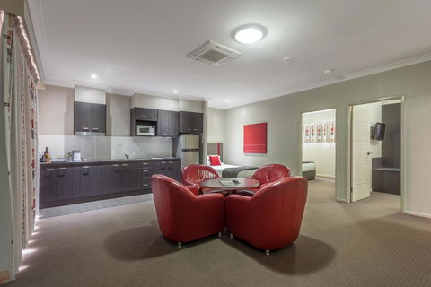 Platinum International - Darwin Holiday 2