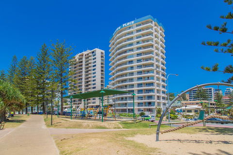 Columbia Beachfront Apartments On Rainbow Bay - Darwin Holiday 3