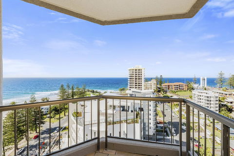 Columbia Beachfront Apartments On Rainbow Bay - Darwin Holiday 41