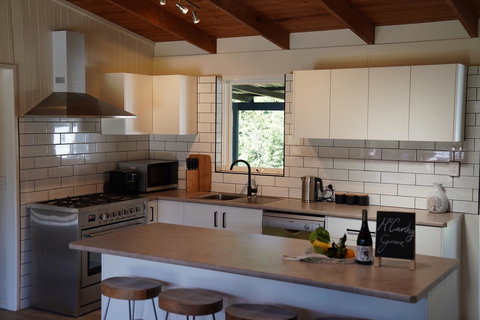 McCarthy Grove Maleny - Darwin Holiday 8