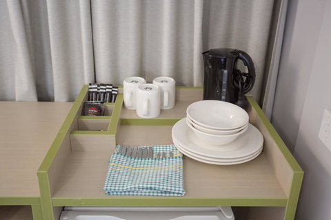 Nightcap At Emerald Star Hotel - Darwin Holiday 44