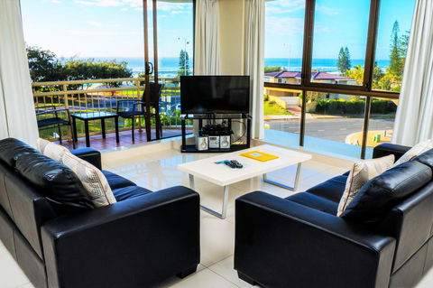 Seacrest Beachfront Apartments Surfers Paradise - Darwin Holiday 35
