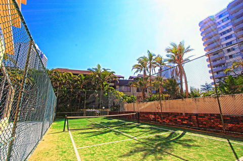 Seacrest Beachfront Apartments Surfers Paradise - Darwin Holiday 16