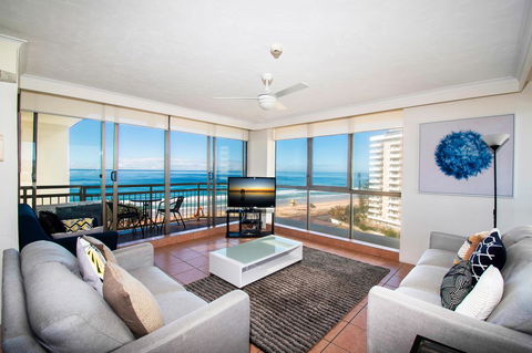Seacrest Beachfront Apartments Surfers Paradise - Darwin Holiday 2