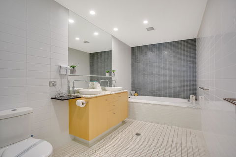 Aria Apartments - Darwin Holiday 11