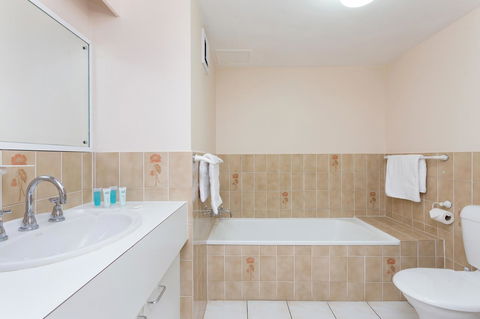Capricornia Apartments - Darwin Holiday 10