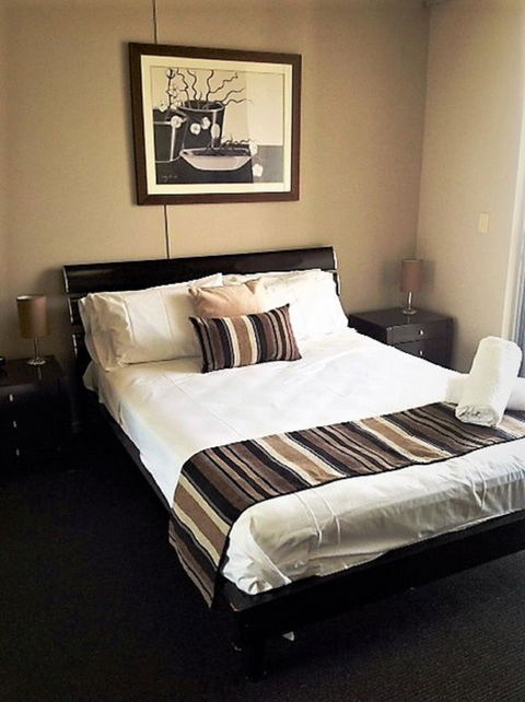 The Towers Of Chevron Renaissance - Holidays Gold Coast - Darwin Holiday 40
