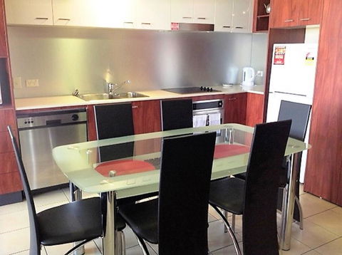 The Towers Of Chevron Renaissance - Holidays Gold Coast - Darwin Holiday 43