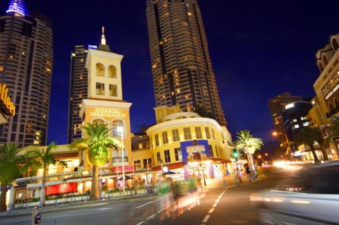The Towers Of Chevron Renaissance - Holidays Gold Coast - Darwin Holiday 0