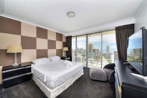 The Towers Of Chevron Renaissance - Holidays Gold Coast - Darwin Holiday 27