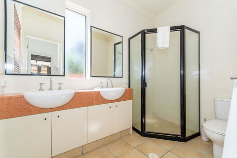 Hepburn Holiday Haven - Darwin Holiday 16