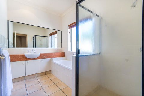 Hepburn Holiday Haven - Darwin Holiday 18