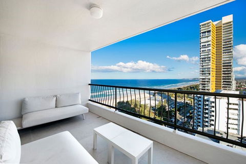 ULTIQA Beach Haven On Broadbeach - Darwin Holiday 1