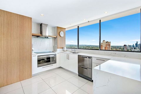 ULTIQA Beach Haven On Broadbeach - Darwin Holiday 15