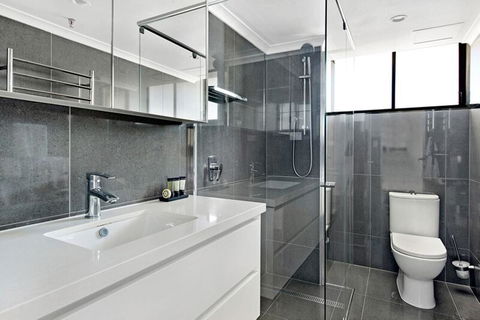 ULTIQA Beach Haven On Broadbeach - Darwin Holiday 6