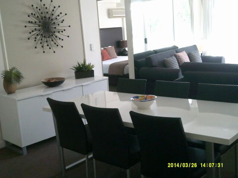 The Phoenician Resort - Darwin Holiday 20