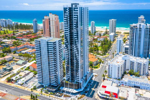 Qube Broadbeach Ocean View Apartments - Darwin Holiday 0