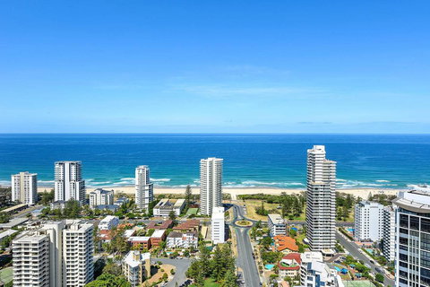 Qube Broadbeach Ocean View Apartments - Darwin Holiday 34