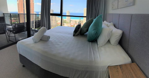 Qube Broadbeach Ocean View Apartments - Darwin Holiday 23