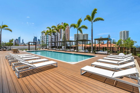 Qube Broadbeach Ocean View Apartments - Darwin Holiday 16