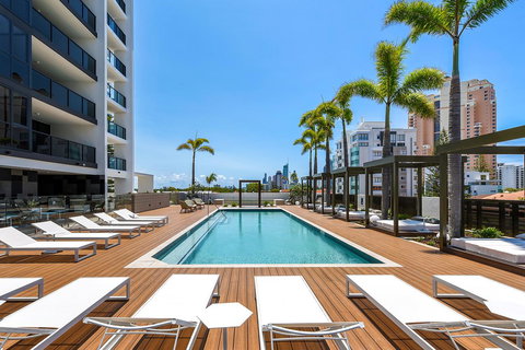 Qube Broadbeach Ocean View Apartments - Darwin Holiday 17