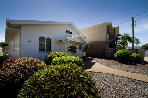 Rockhampton Serviced Apartments - Darwin Holiday 9