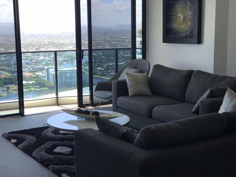 Luxury 3 Bedroom In Heart Of Broadbeach - Darwin Holiday 21