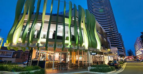Luxury 3 Bedroom In Heart Of Broadbeach - Darwin Holiday 10