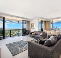 Luxury 3 Bedroom in heart of Broadbeach - Darwin Holiday