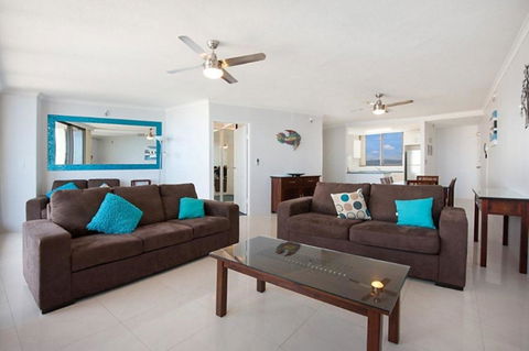 Surfers International Apartments - Darwin Holiday 11